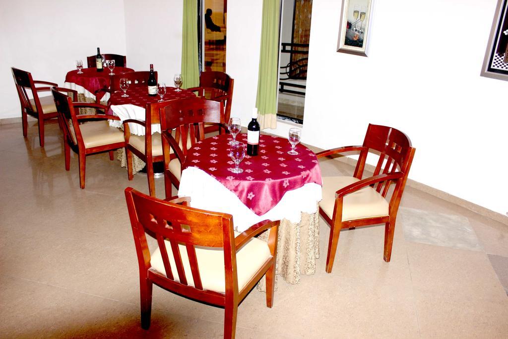 Hotel Lubumbashi Extérieur photo