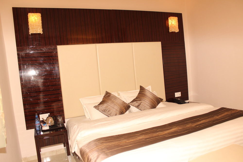Hotel Lubumbashi Extérieur photo