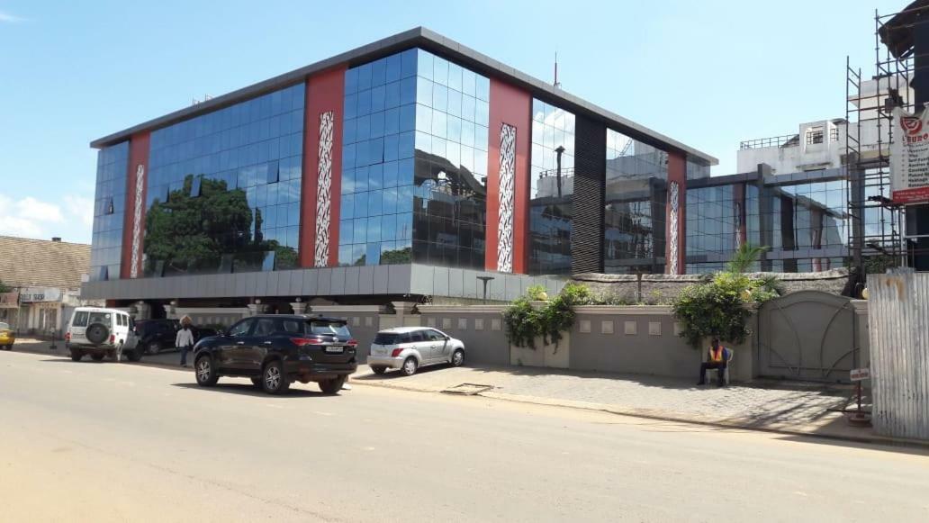 Hotel Lubumbashi Extérieur photo