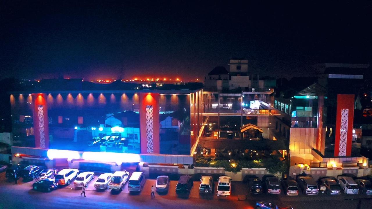 Hotel Lubumbashi Extérieur photo