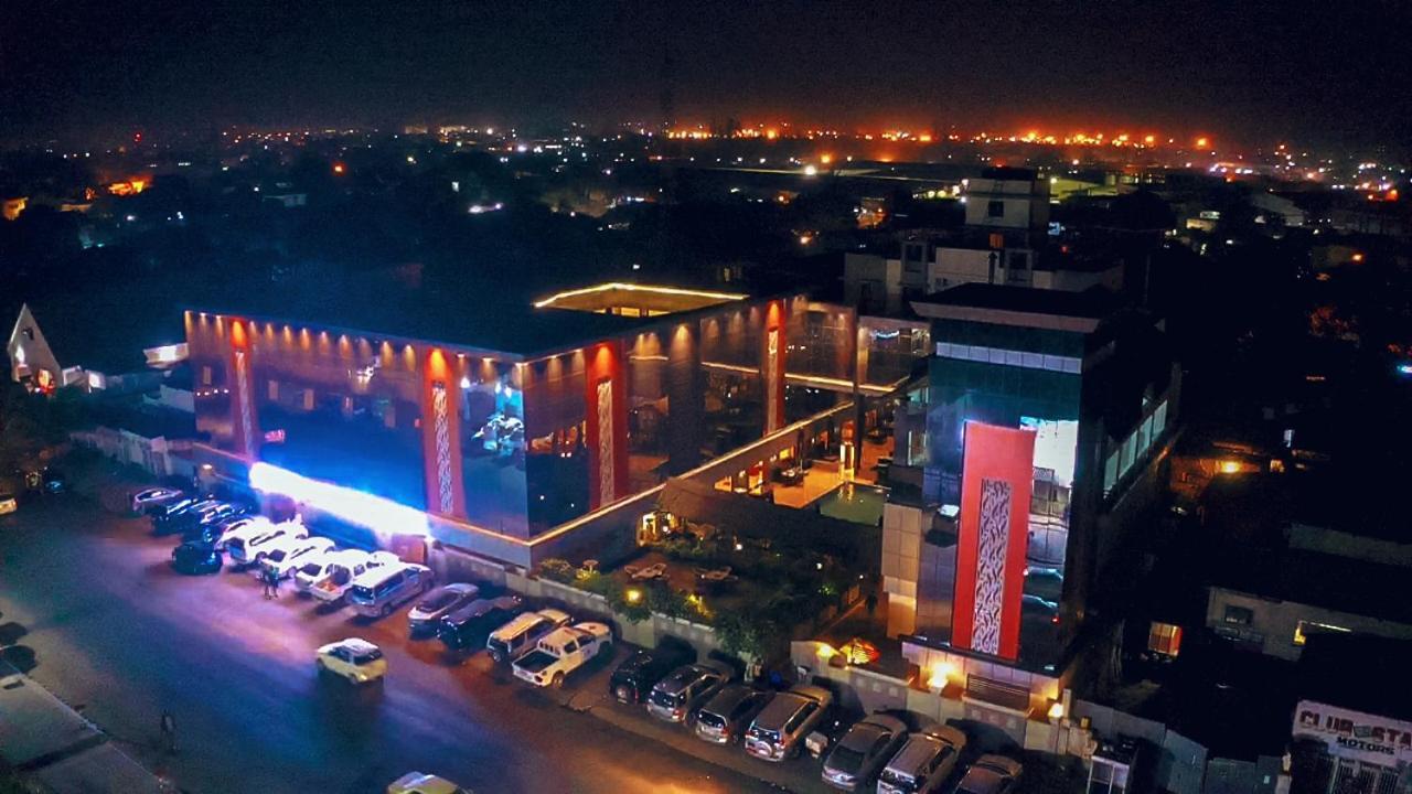Hotel Lubumbashi Extérieur photo